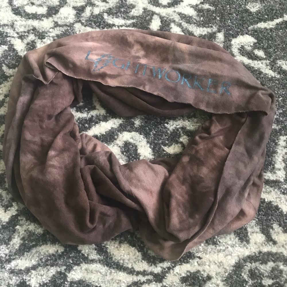 NWOT - Sinew Moon Infinity Scarf - Lightworker